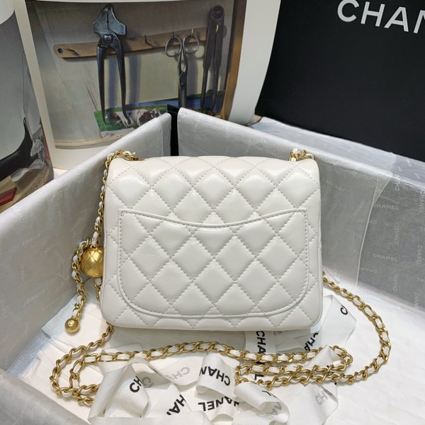 Handbag  Chanel 1786 size 17 cm