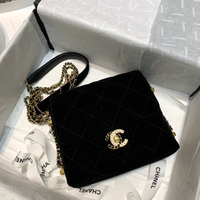  Handbag Chanel  AS2588  size  19 16 4 cm