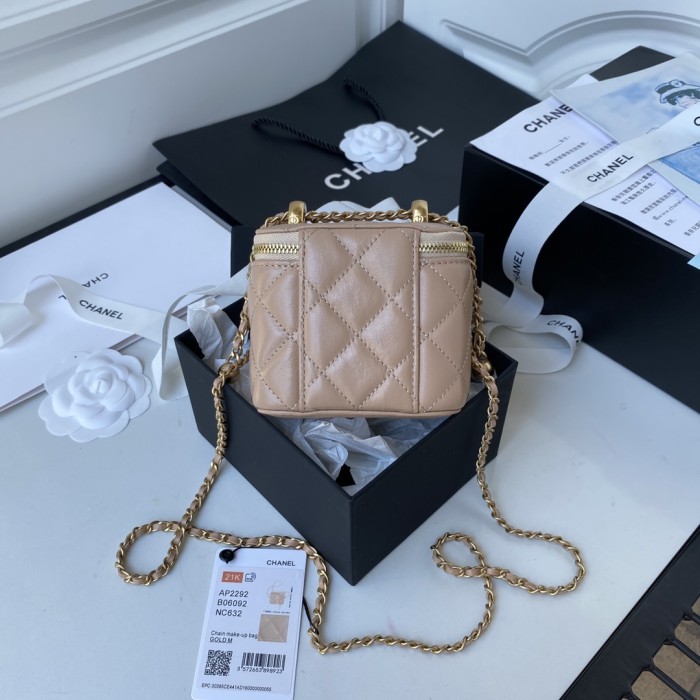  Handbag  Chanel  AP2292  size  11*8.5*7 cm