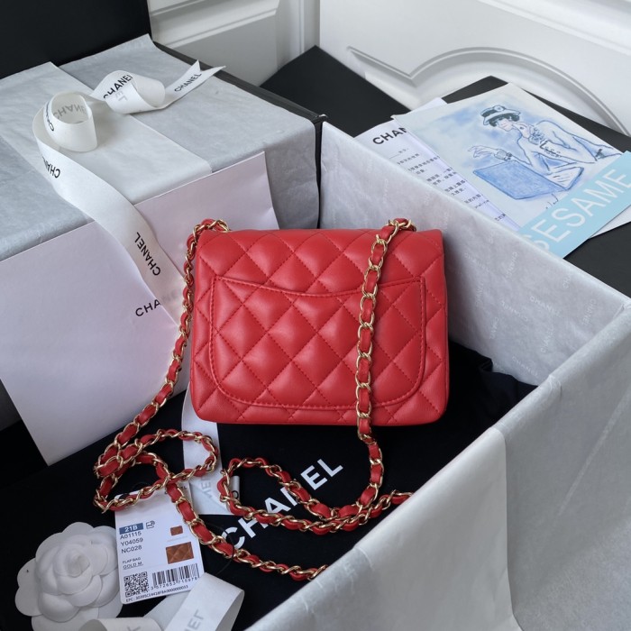  Handbag  Chanel  size 17 cm