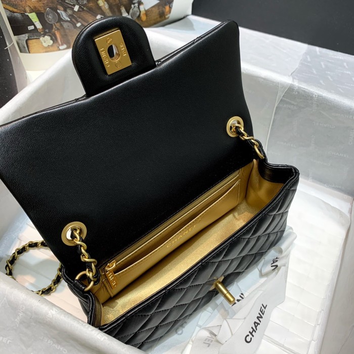 Handbag  Chanel 1787  size 20 cm