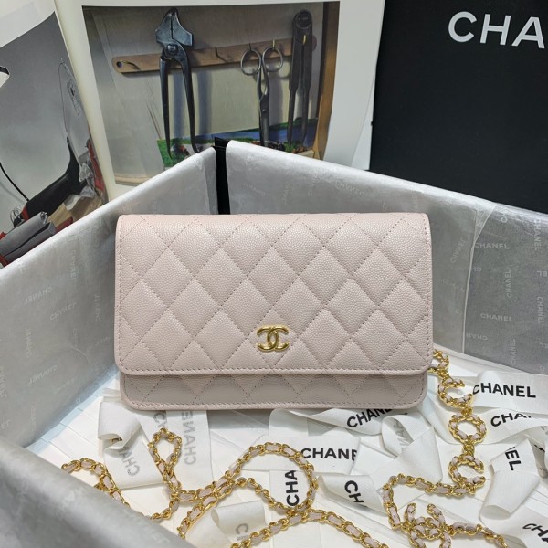  Handbag Chanel  81152 size 19 cm