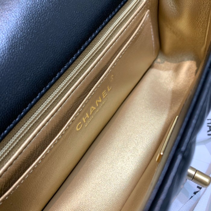 Handbag  Chanel 1787  size 20 cm