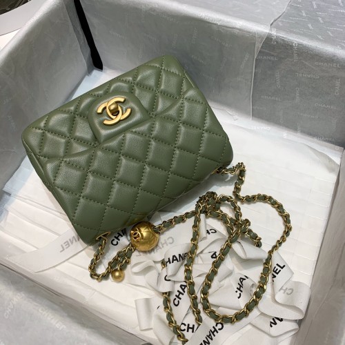 Handbag  Chanel  1786  size  17 cm
