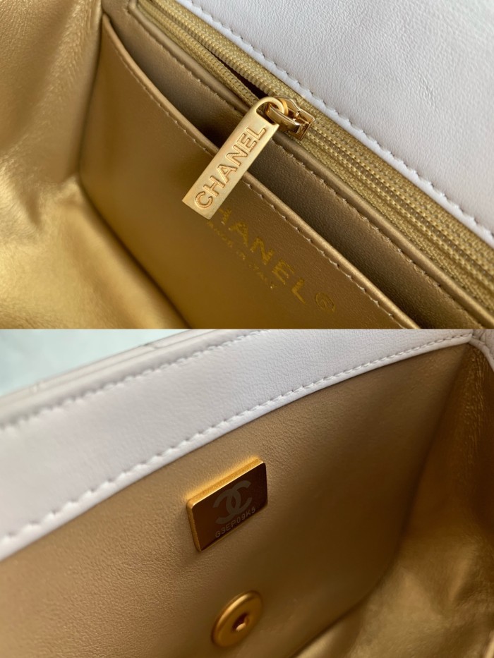  Handbag  Chanel  size 20 cm 