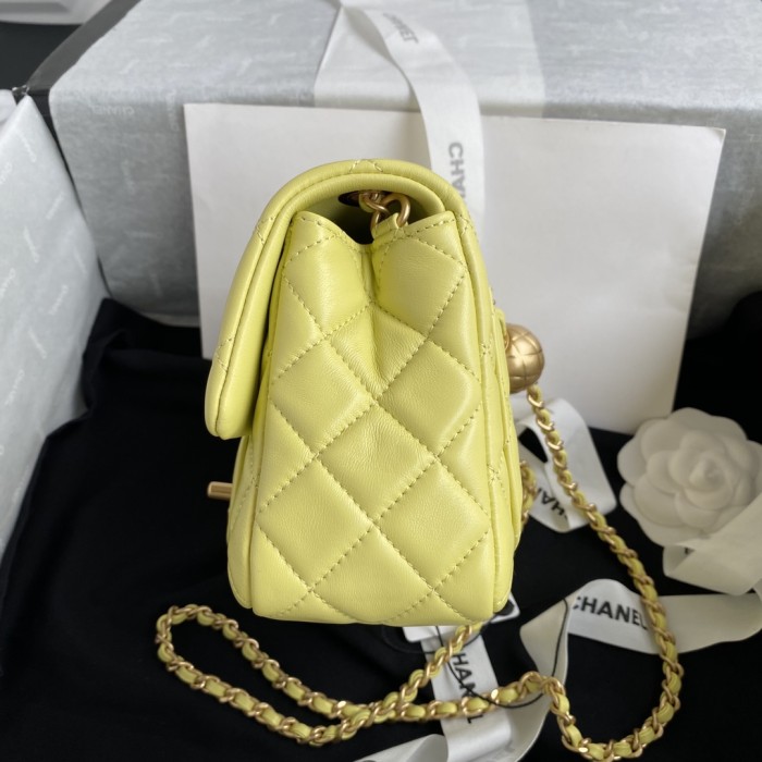  Handbag  Chanel AS1786  size  𝟏𝟑*𝟏𝟖*𝟕 𝐜𝐦