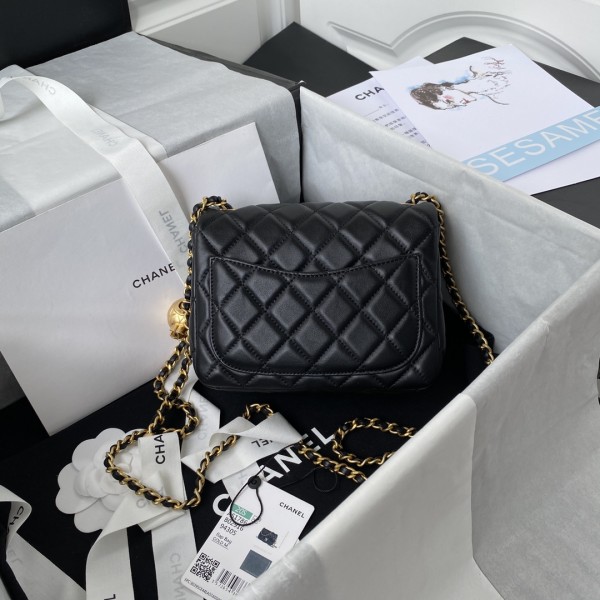 Handbag  Chanel AS1786  size  𝟏𝟑*𝟏𝟖*𝟕 𝐜𝐦