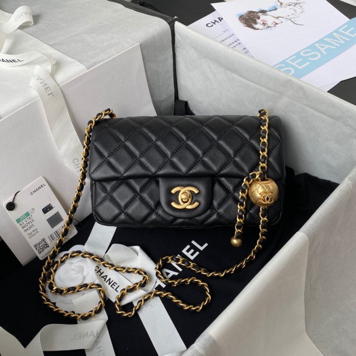 Handbag  Chanel  AS1787 size 𝟏𝟑*𝟐𝟎*𝟕 𝐜𝐦