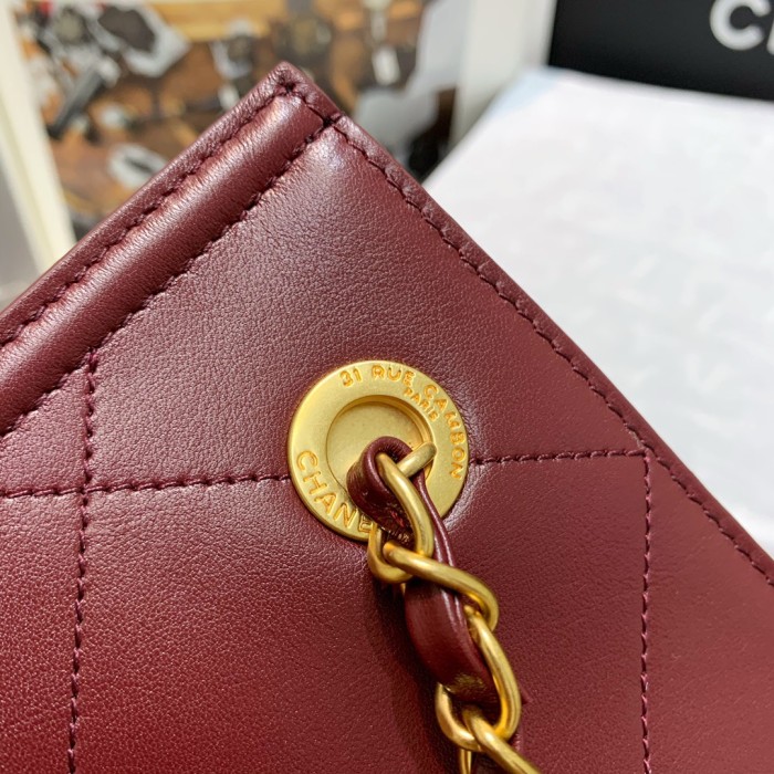  Handbag  Chanel AS2750  size  23 21 11 cm