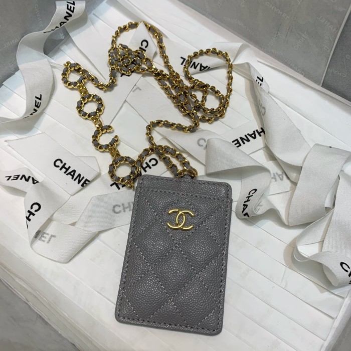  Handbag   Chanel 81150 size  10.5 7 0.5 cm