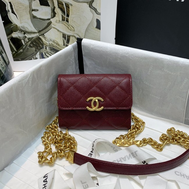  Handbag  Chanel 81156  size  12 9 2.5 cm