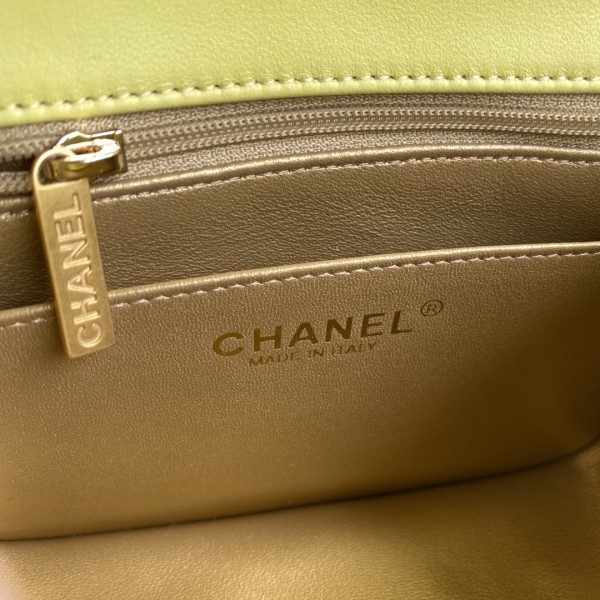  Handbag  Chanel AS1786  size  𝟏𝟑*𝟏𝟖*𝟕 𝐜𝐦