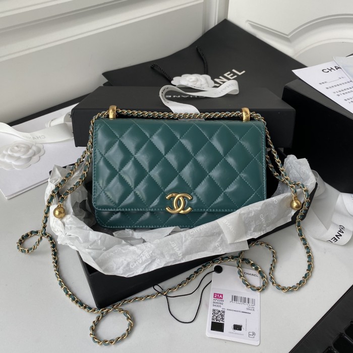  Handbag  Chanel AP2289  size  12.3x19.2x3.5 cm