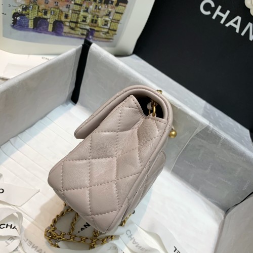 Handbag  Chanel 1786 size 17 cm