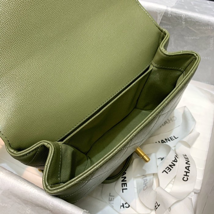  Handbag  Chanel AS2711 size  20 14 7 cm