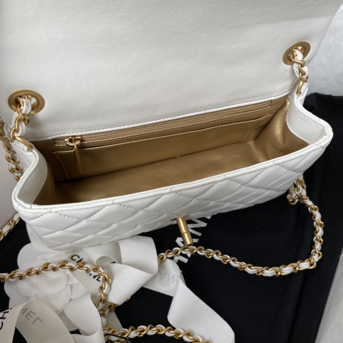  Handbag  Chanel  AS1787 size  𝟏𝟑*𝟐𝟎*𝟕 𝐜𝐦