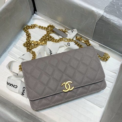  Handbag Chanel  81153  size  19 cm
