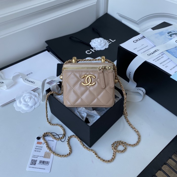  Handbag  Chanel  AP2292  size  11*8.5*7 cm