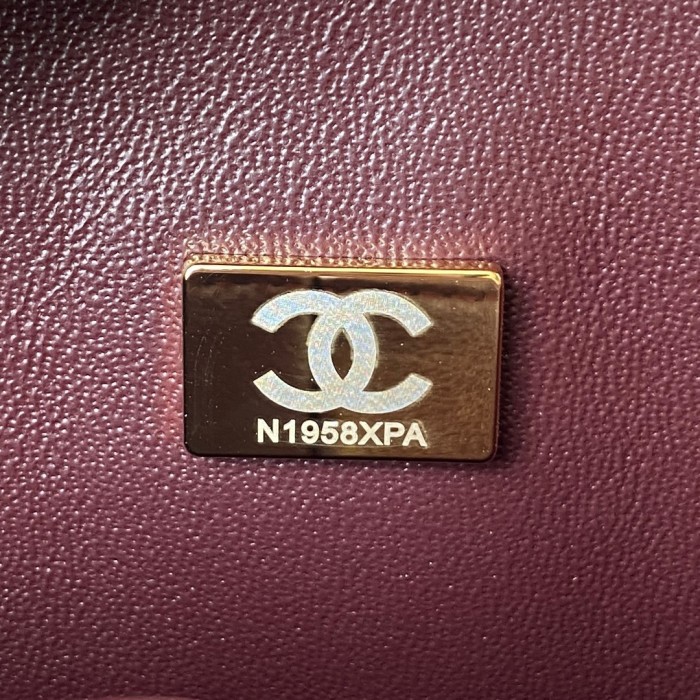  Handbag Chanel A01112 size 15.5x25.5x6.5 cm