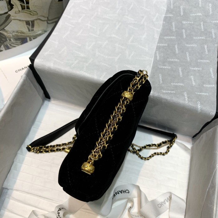  Handbag Chanel  AS2588  size  19 16 4 cm