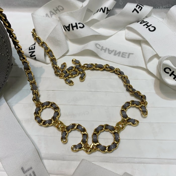  Handbag  Chanel 81151 size  12 cm