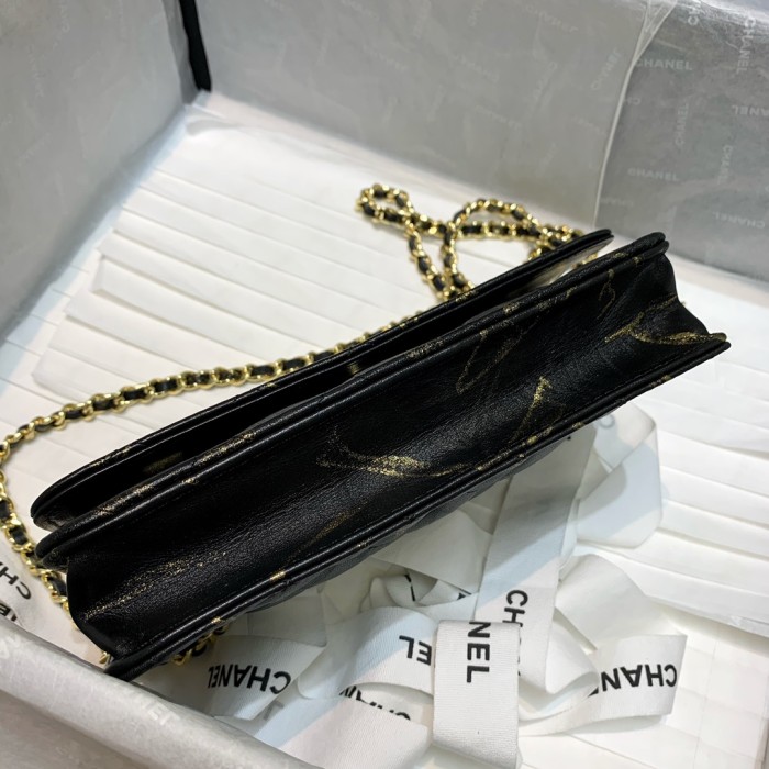  Handbag Chanel  33814  size  19 cm