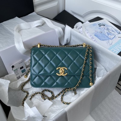  Handbag  Chanel AS2649  size 22×14.5×8 cm