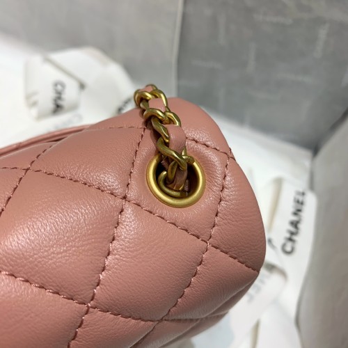  Handbag  Chanel 1786  size  17 cm