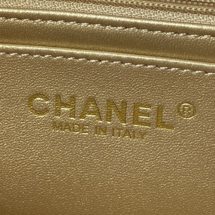  Handbag  Chanel AS1787  size 𝟏𝟑*𝟐𝟎*𝟕 𝐜𝐦