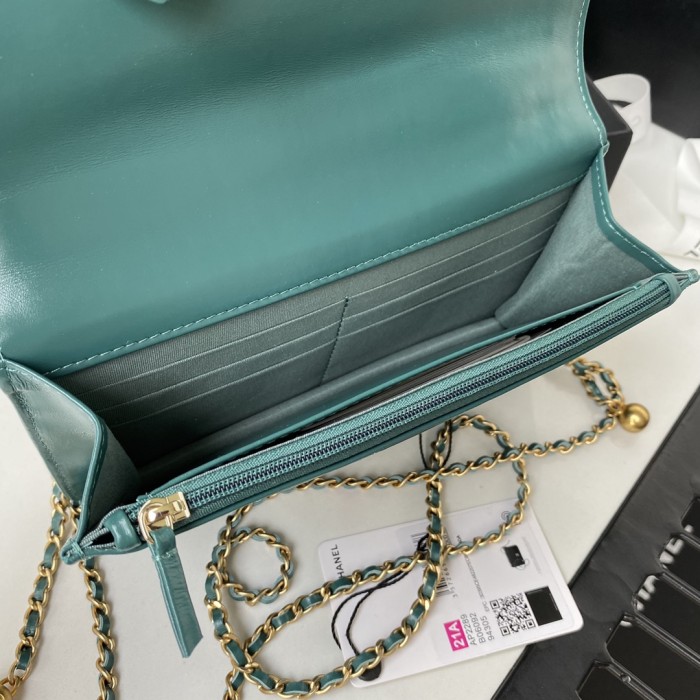  Handbag  Chanel AP2289  size  12.3x19.2x3.5 cm