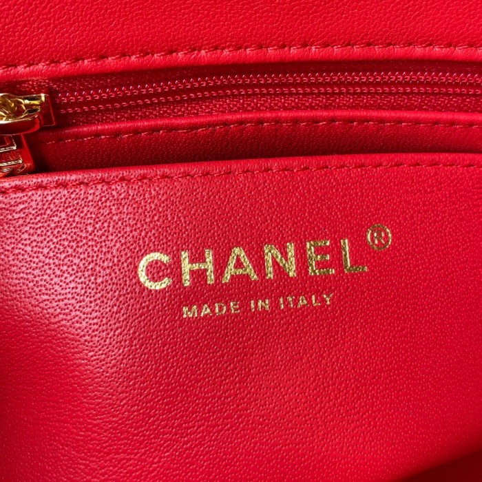  Handbag  Chanel  size 17 cm