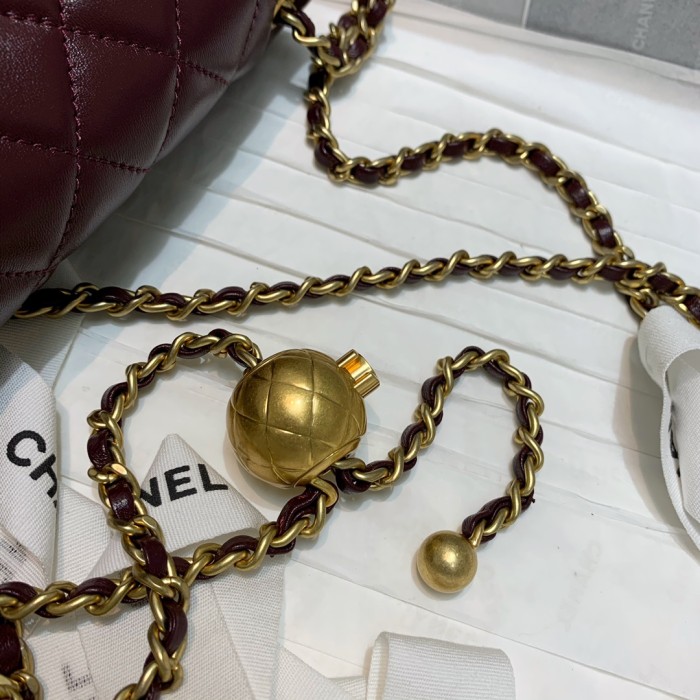  Handbag   Chanel  1787  size 20 cm