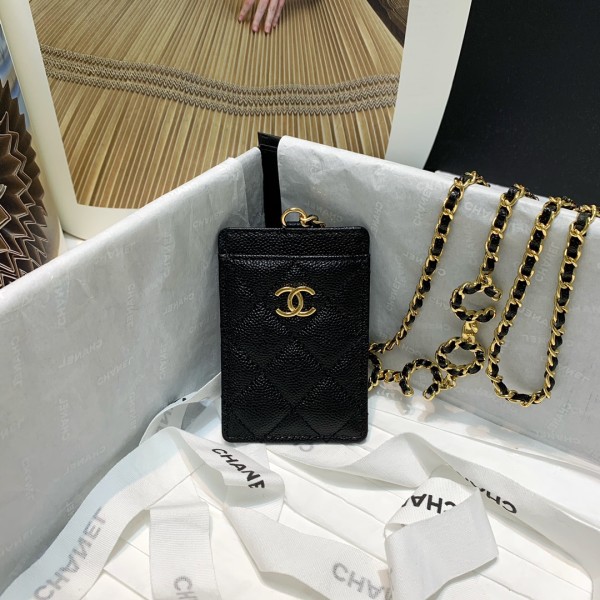  Handbag   Chanel  81150  size 10.5 7 0.5 cm