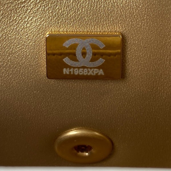  Handbag  Chanel  AS1787 size  𝟏𝟑*𝟐𝟎*𝟕 𝐜𝐦