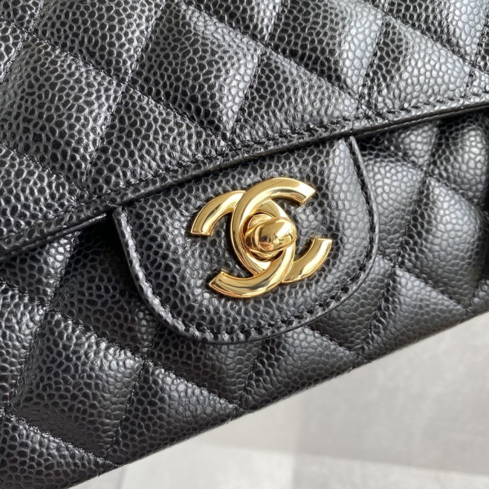  Handbag Chanel A01112 size 15.5x25.5x6.5 cm