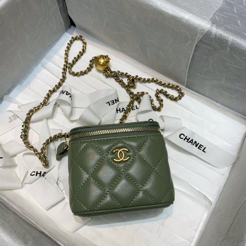 Handbag  Chanel  81136  size  10.5 8.5 7 cm