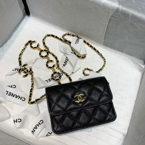 Handbag  Chanel 81139  size  12 8.5 2 cm