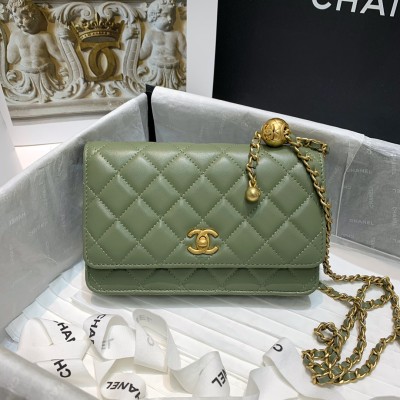  Handbag  Chanel 81133  size 19 cm