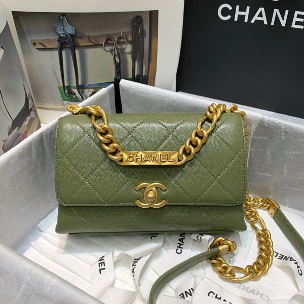  Handbag  Chanel AS2711 size  20 14 7 cm
