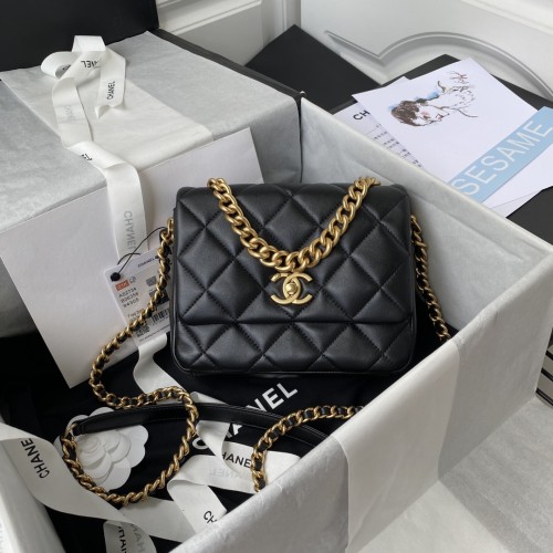  Handbag  Chanel  AS2734  size  14X19X4 Cm