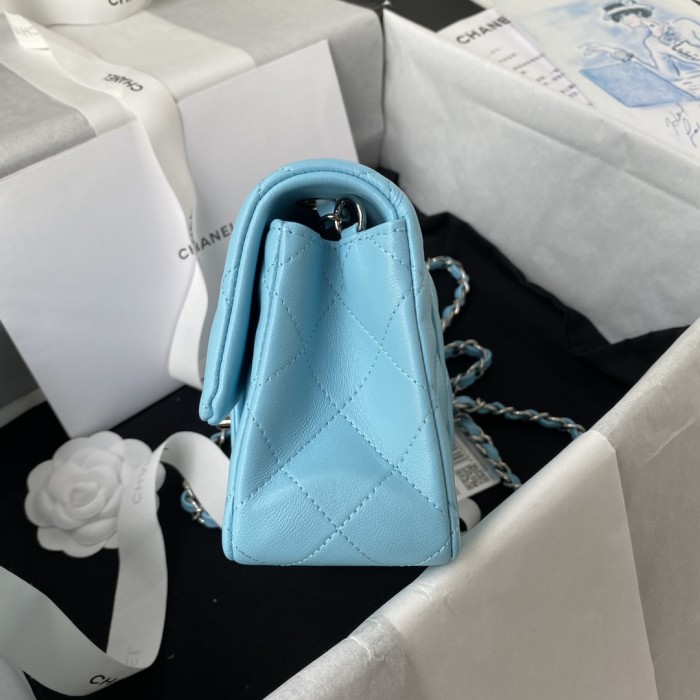  Handbag  Chanel  size   20 cm