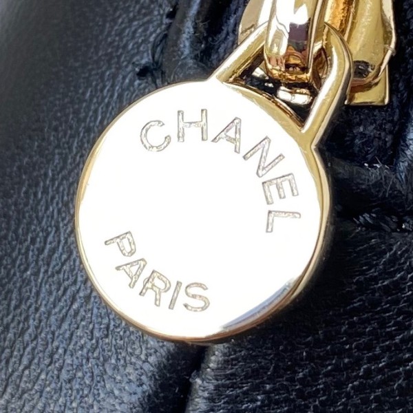  Handbag   Chanel AS2514 size  𝟏𝟏*𝟏𝟖*𝟔  𝐜𝐦
