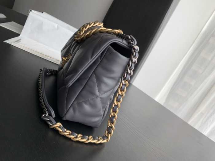  Handbag  Chanel 1161  size 30cmx20cm10 cm 