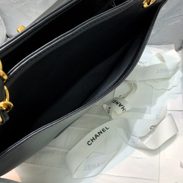  Handbag Chanel 6706  size 26 10.5 22 cm