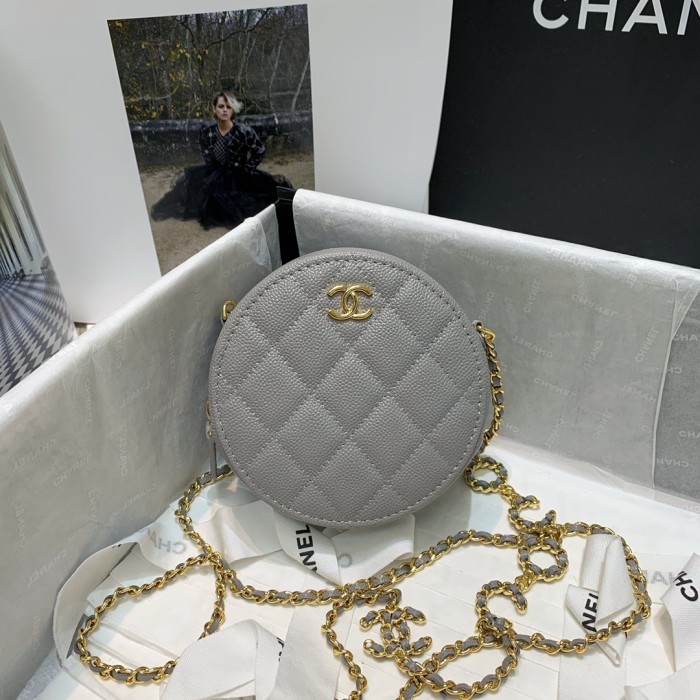  Handbag  Chanel 81151 size  12 cm