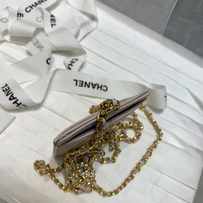  Handbag  Chanel  81150  size  10.5 7 0.5 cm