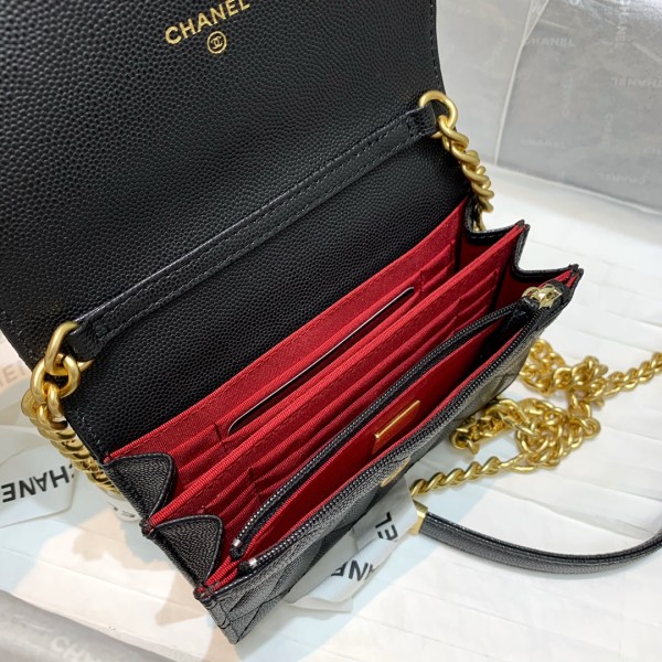  Handbag  Chanel 81155 size  15.5 10 4.5 cm