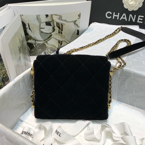  Handbag Chanel  AS2588  size  19 16 4 cm