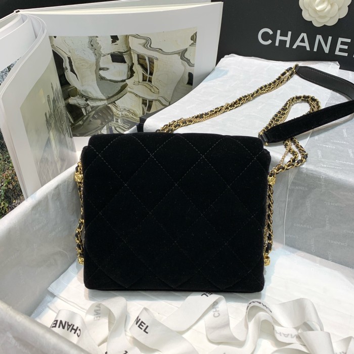  Handbag Chanel  AS2588  size  19 16 4 cm