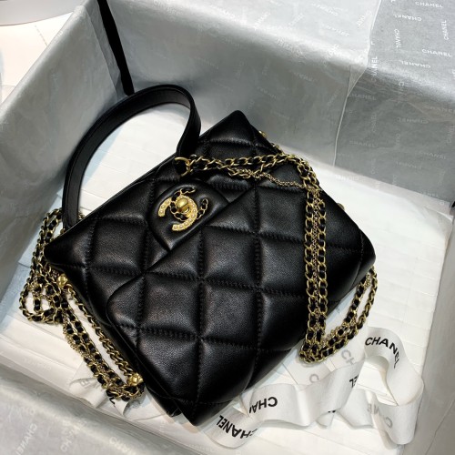  Handbag Chanel  AS2588  size  19 16 4 cm